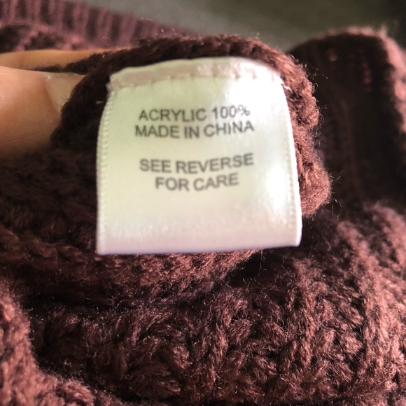 Charlotte Russe long sleeve with back cutout - Picture 5 of 6